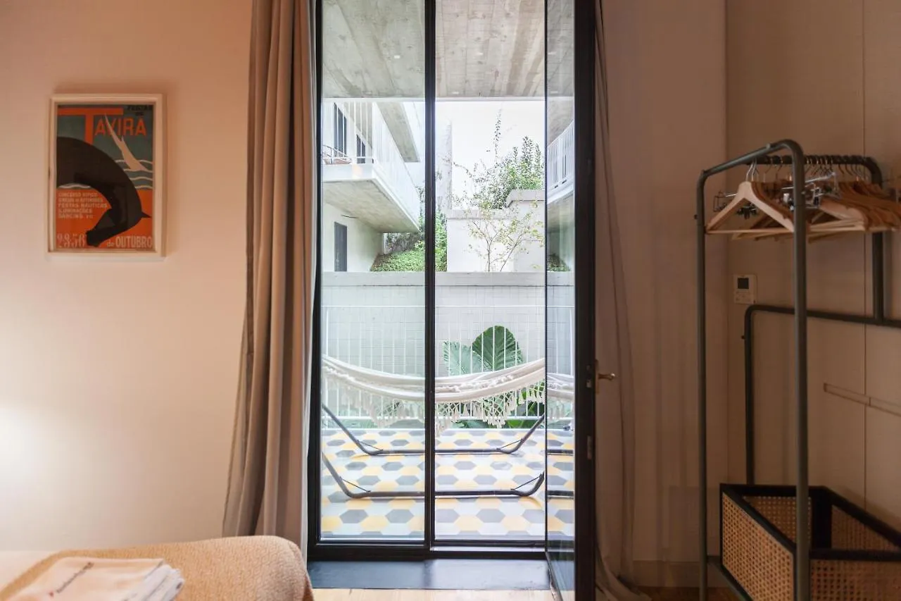 Flh Intendente Mezzanine With Interior Pateo Лиссабон Апартаменты