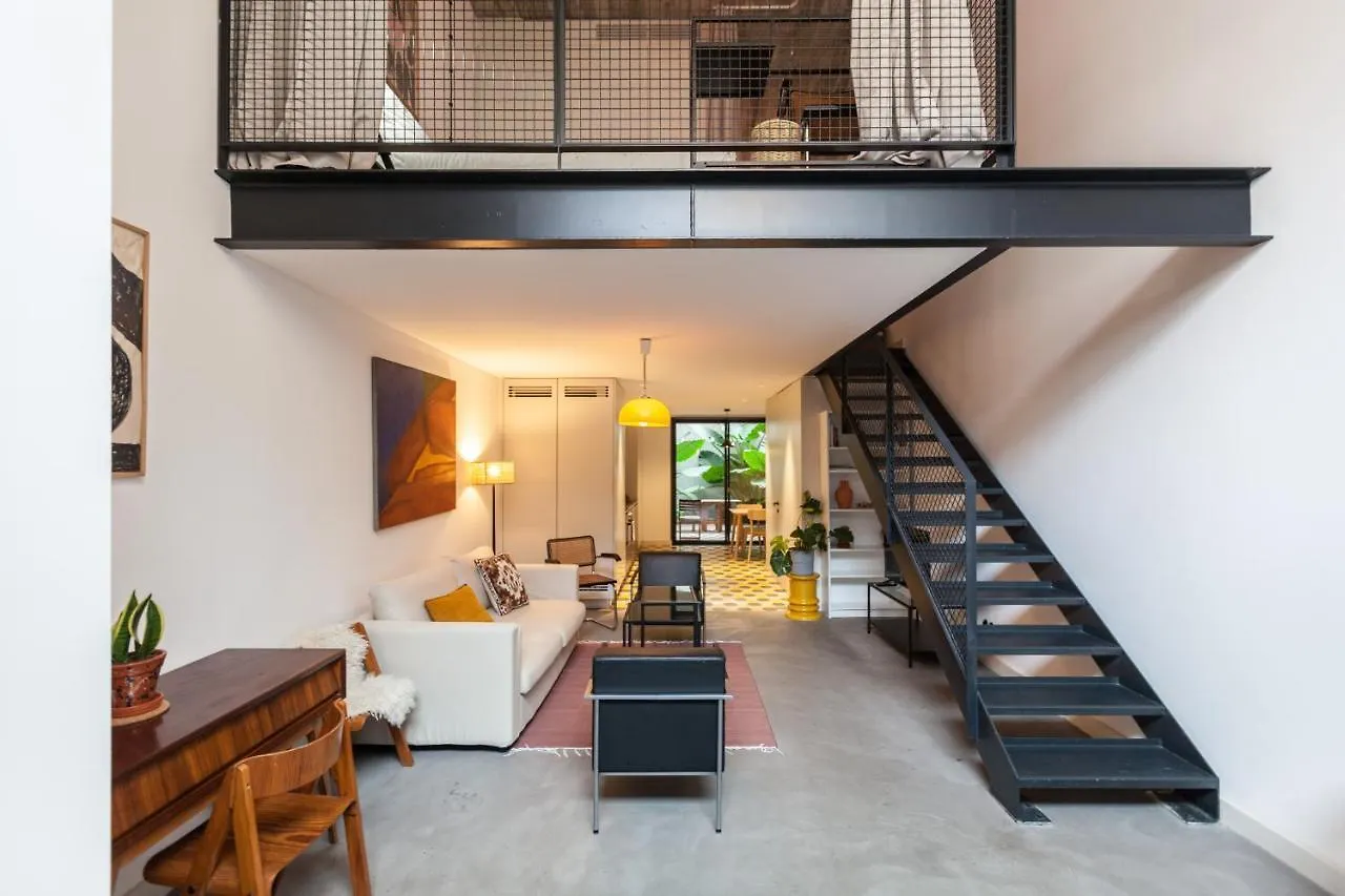 Flh Intendente Mezzanine With Interior Pateo Лиссабон